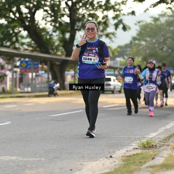 Runner Photo 8240337