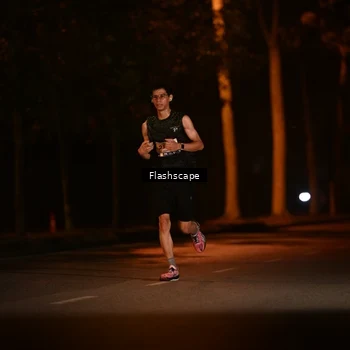 Runner Photo 8240338