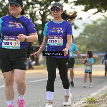 Runner Photo 8240375