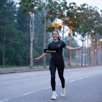 Runner Photo 8240382