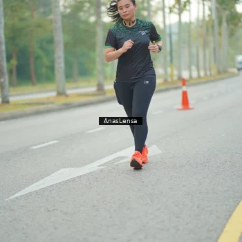 Runner Photo 8240397
