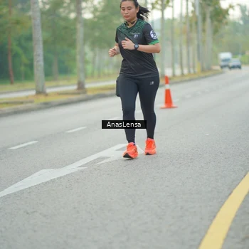 Runner Photo 8240405