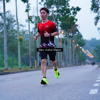 Runner Photo 8240407