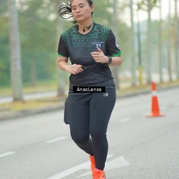 Runner Photo 8240415