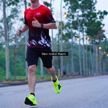 Runner Photo 8240427