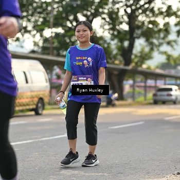 Runner Photo 8240438