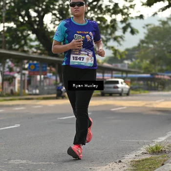 Runner Photo 8240456