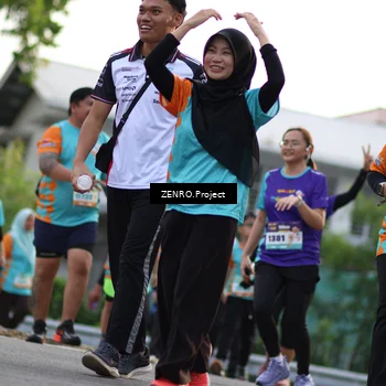 Runner Photo 8240473