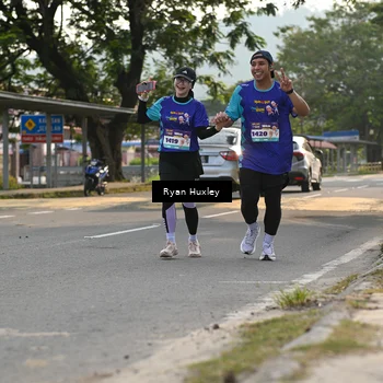 Runner Photo 8240486