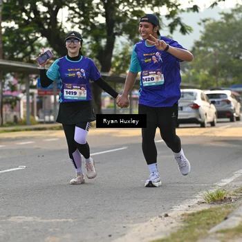 Runner Photo 8240498