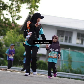 Runner Photo 8240514