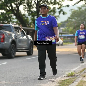 Runner Photo 8240543