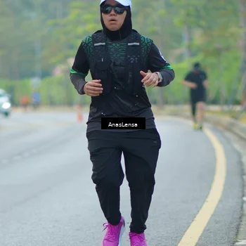 Runner Photo 8240549