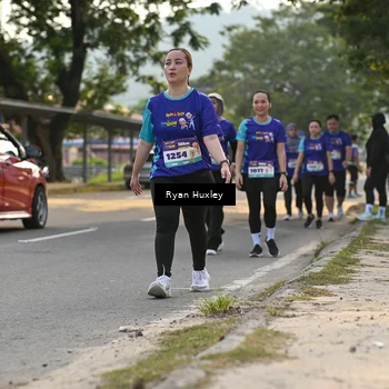 Runner Photo 8240563