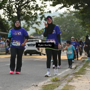 Runner Photo 8240612