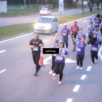 Runner Photo 8240625