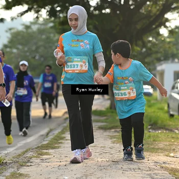 Runner Photo 8240630