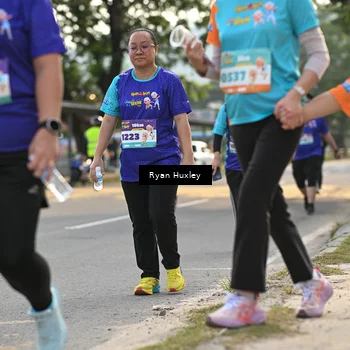 Runner Photo 8240640
