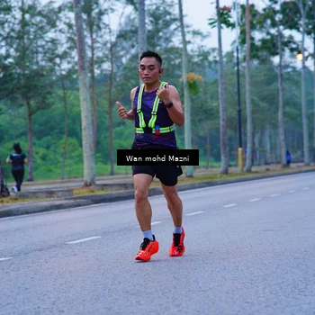 Runner Photo 8240649