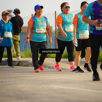Runner Photo 8240665