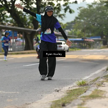 Runner Photo 8240669