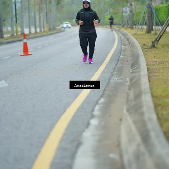 Runner Photo 8240677