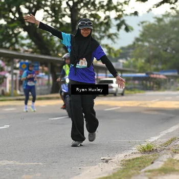 Runner Photo 8240683
