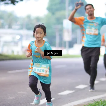 Runner Photo 8240692