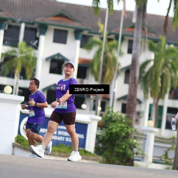 Runner Photo 8240693