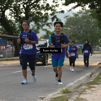 Runner Photo 8240702