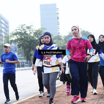Runner Photo 8240711