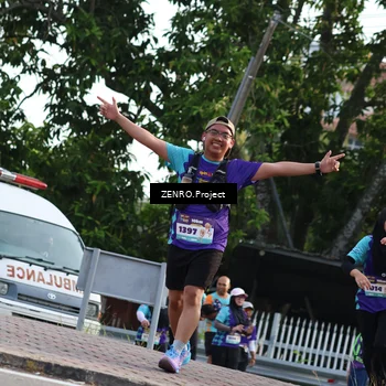 Runner Photo 8240725