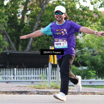 Runner Photo 8240823