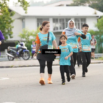 Runner Photo 8240842