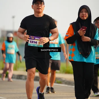 Runner Photo 8240847