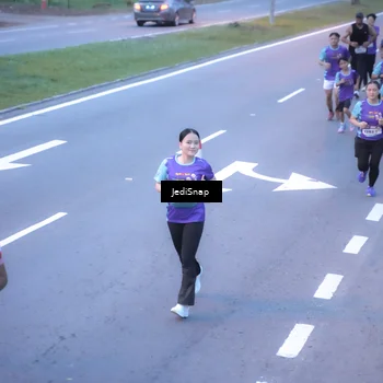 Runner Photo 8240853