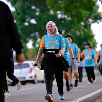 Runner Photo 8240855