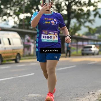 Runner Photo 8240869