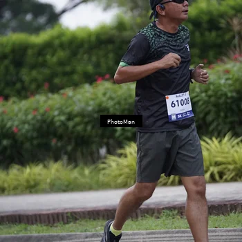 Runner Photo 8240872