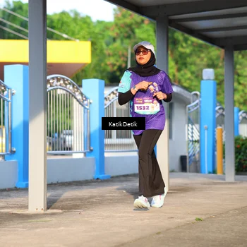 Runner Photo 8240873
