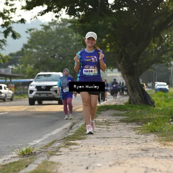Runner Photo 8240875