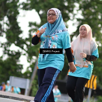 Runner Photo 8240879