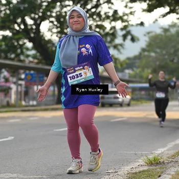 Runner Photo 8240902