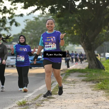 Runner Photo 8240925