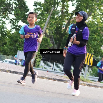 Runner Photo 8240938