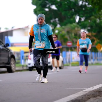 Runner Photo 8240968