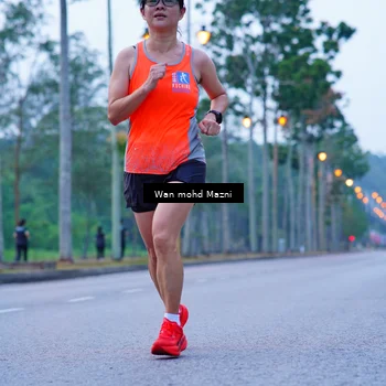 Runner Photo 8240981