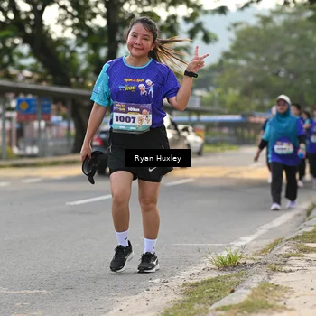 Runner Photo 8241042