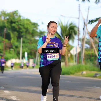 Runner Photo 8241044