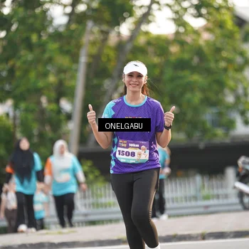 Runner Photo 8241061